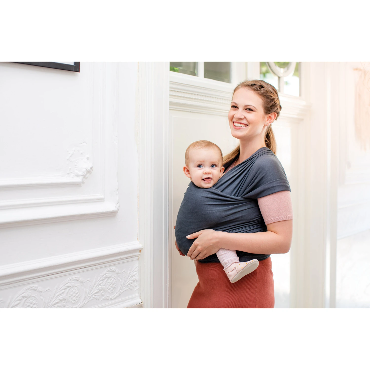 Écharpe De Portage Extensible Tricot-Slen Bambou Bio Smokey Grey De Babylonia 4 Écharpe De Portage Extensible Tricot-Slen Bambou Bio Smokey Grey De Babylonia – Image 2