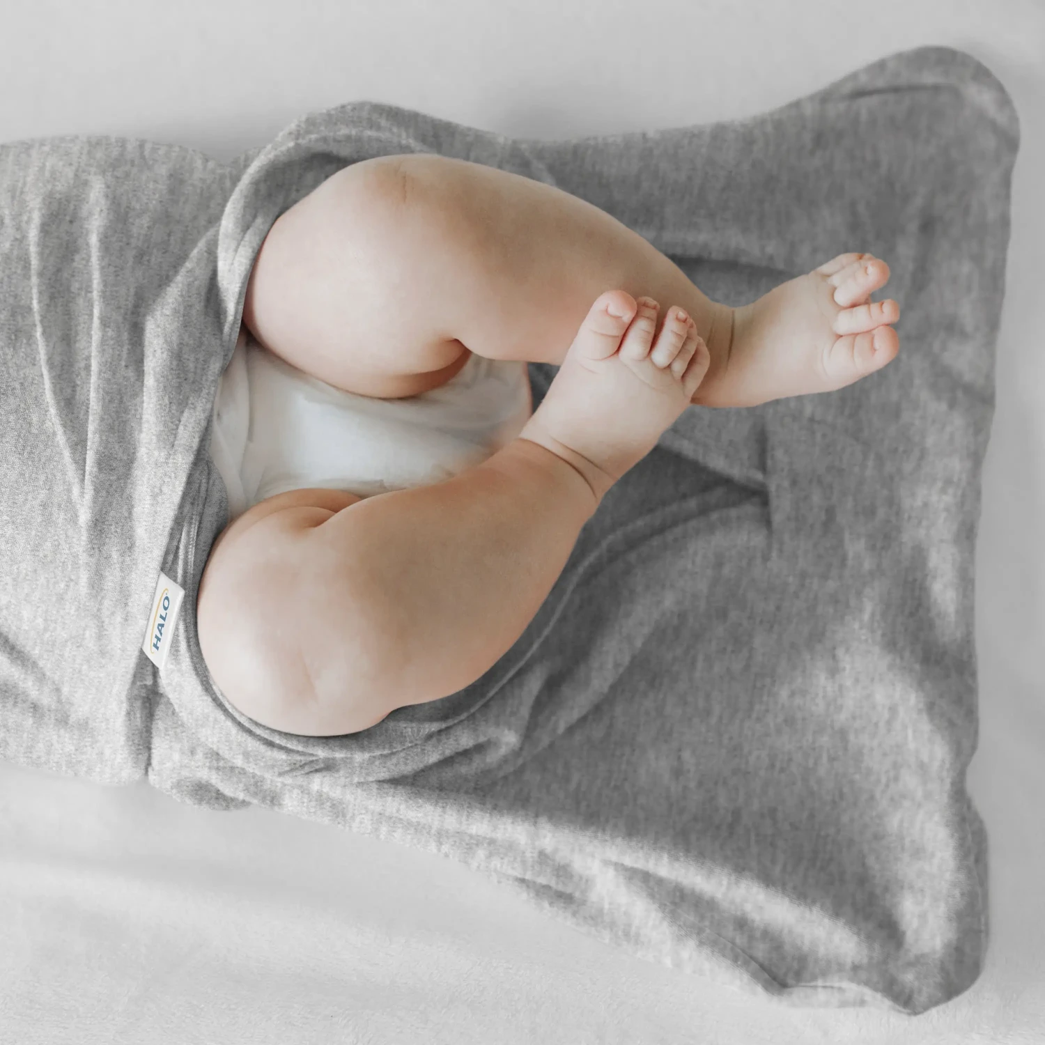 Lange D'emmaillotage 3 En 1 SleepSack® Gris 3-6 Mois De Halo 8 Lange D'emmaillotage 3 En 1 SleepSack® Gris 3-6 Mois De Halo – Image 6