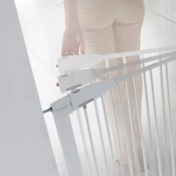 Barrière De Sécurité Easy Loc Blanche De Munchkin -CYBEX || Babyzen || CHICCO Soldes Boutique 01174239 3