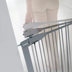 Barrière De Sécurité Easy Loc Grise De Munchkin -CYBEX || Babyzen || CHICCO Soldes Boutique 01174240 3
