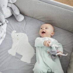 Trousseau D'activités En Veloudoux® Gris De Noukies -CYBEX || Babyzen || CHICCO Soldes Boutique 10521138 6